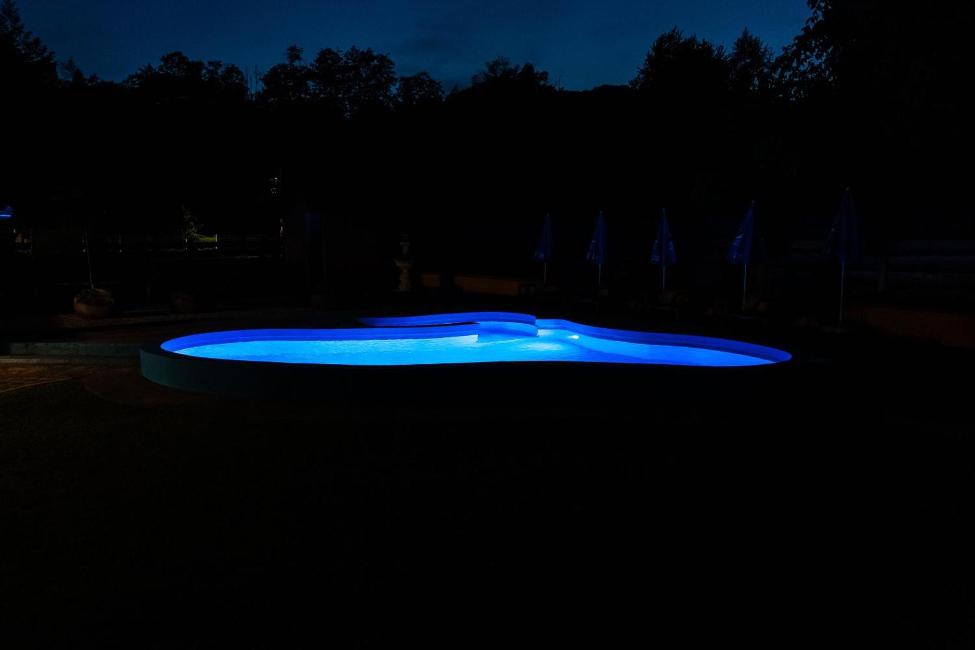 Cabana Sargetia Costesti  Exterior photo